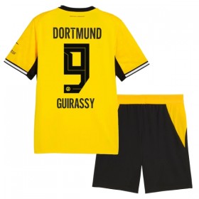Borussia Dortmund Guirassy 9 Børn Hjemmebanesæt 2026-27 Kortærmet(+ Korte bukser)