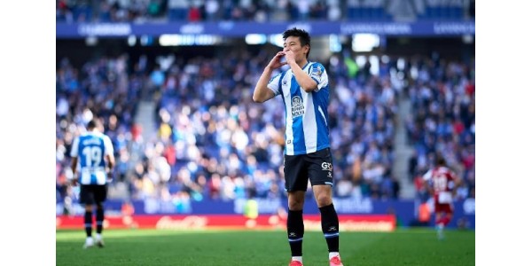 Efter 1-0 indledte Wu Lei superstjernebehandling