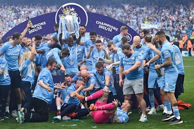 Manchester City smadrer Liverpool titeldrømme