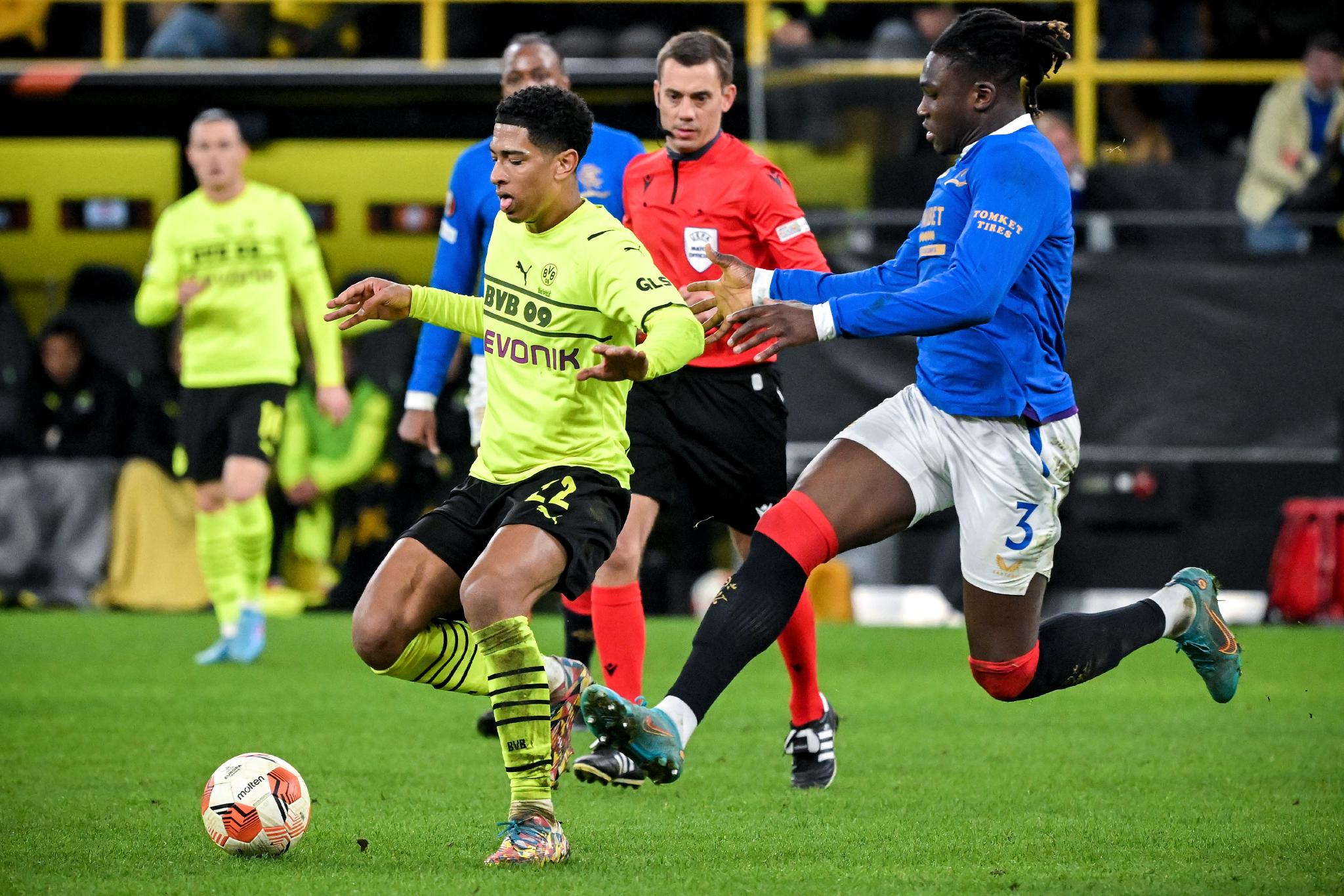 Dortmund ude, Haaland desperat